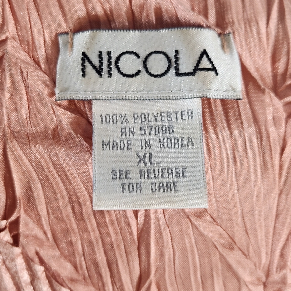 Nicola Elegant Pleated Top in Shimmering Copper/Peach Size XL - Picture 6 of 6